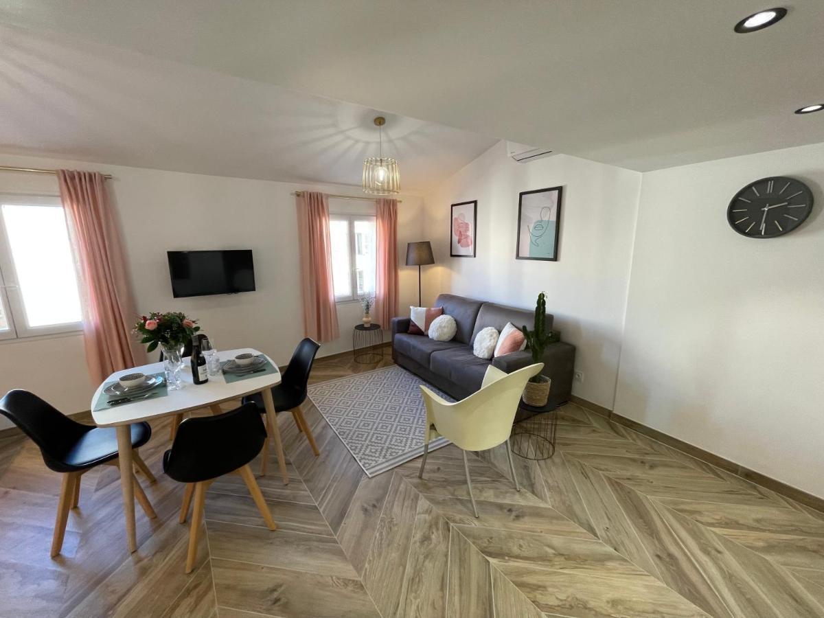 Nice Renting - Massena - Loft - Heart Of Vieil Antibes - The Market With Sea View Exteriör bild
