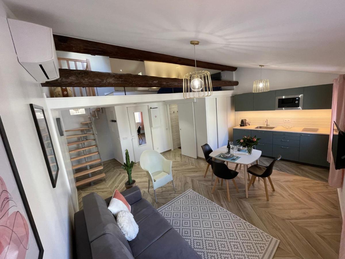 Nice Renting - Massena - Loft - Heart Of Vieil Antibes - The Market With Sea View Exteriör bild